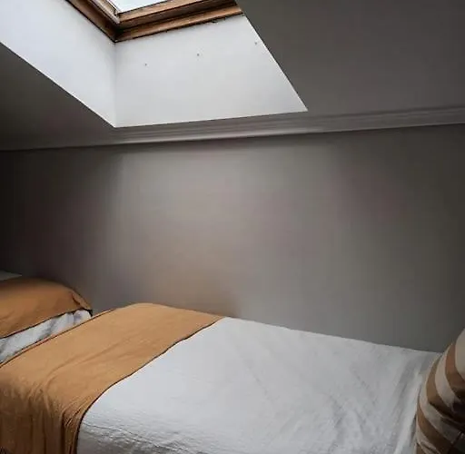 Atico Luminoso Con Terraza