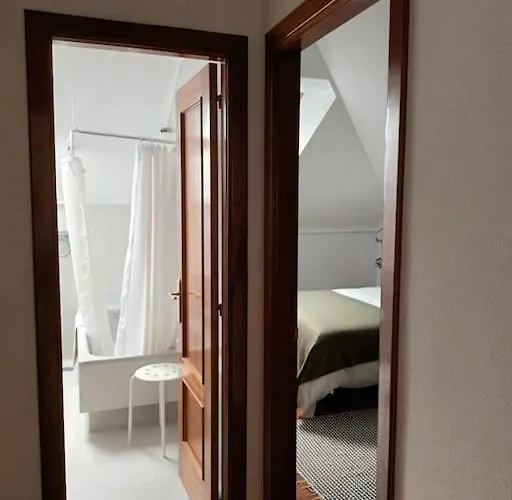 Atico Luminoso Con Terraza Daire