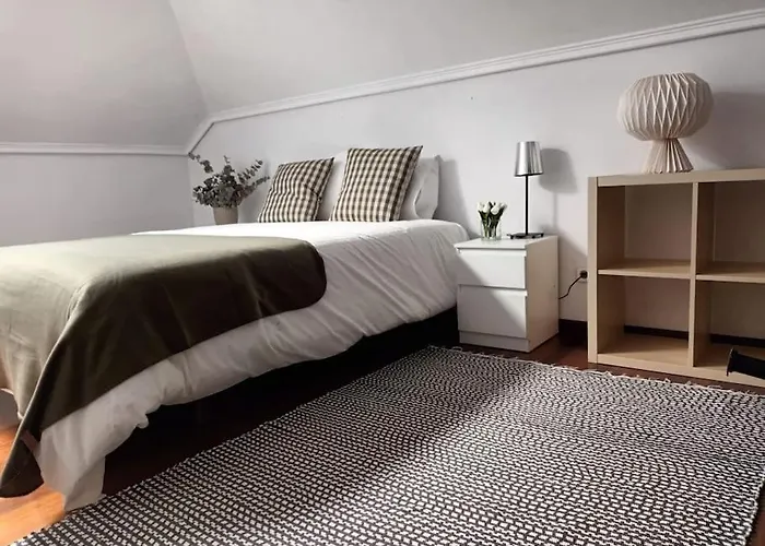 Atico Luminoso Con Terraza